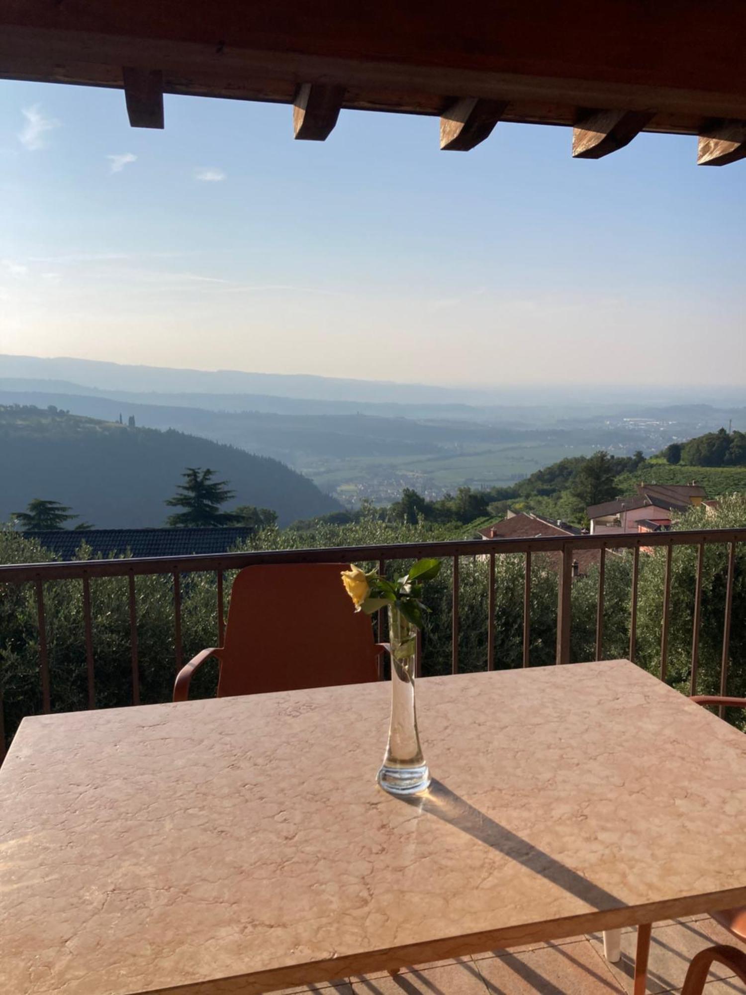 La Terrazza In Collina Panzió Cavalo Kültér fotó